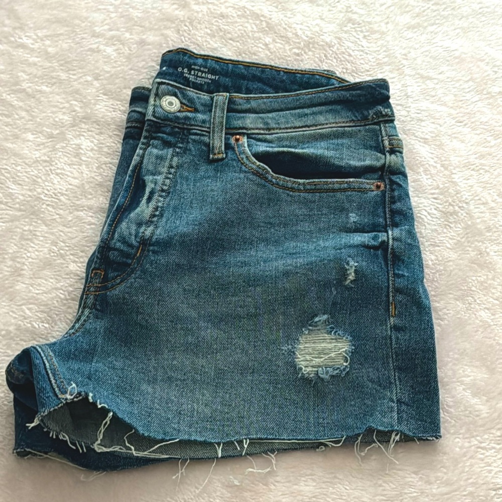 NWOT Old Navy High-Rise O.G Straight Shorts - 3” Inseam - Size 8